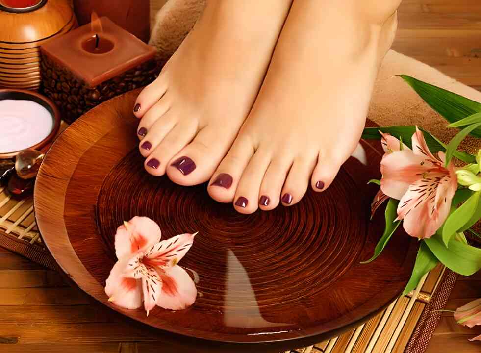 Herbal clinic massage centre Clearance