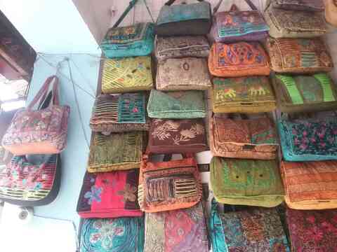 A One Handicrafts Bag Shop Pahar Ganj Bag Manufacturers In Delhi Justdial