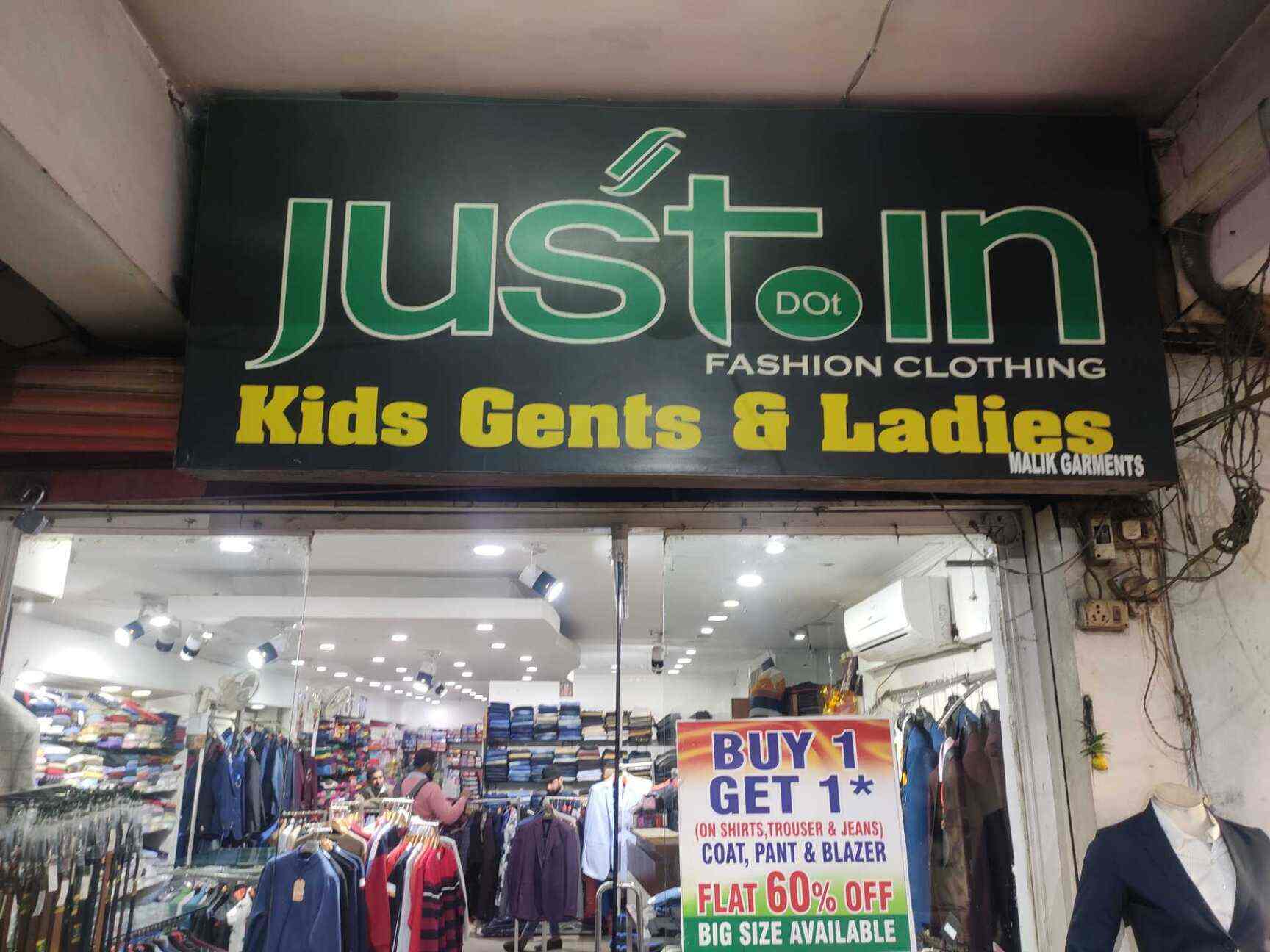 Just Dot In, Janakpuri District Centre 