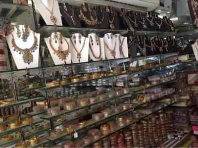 artificial jewellery shop in tilak nagar