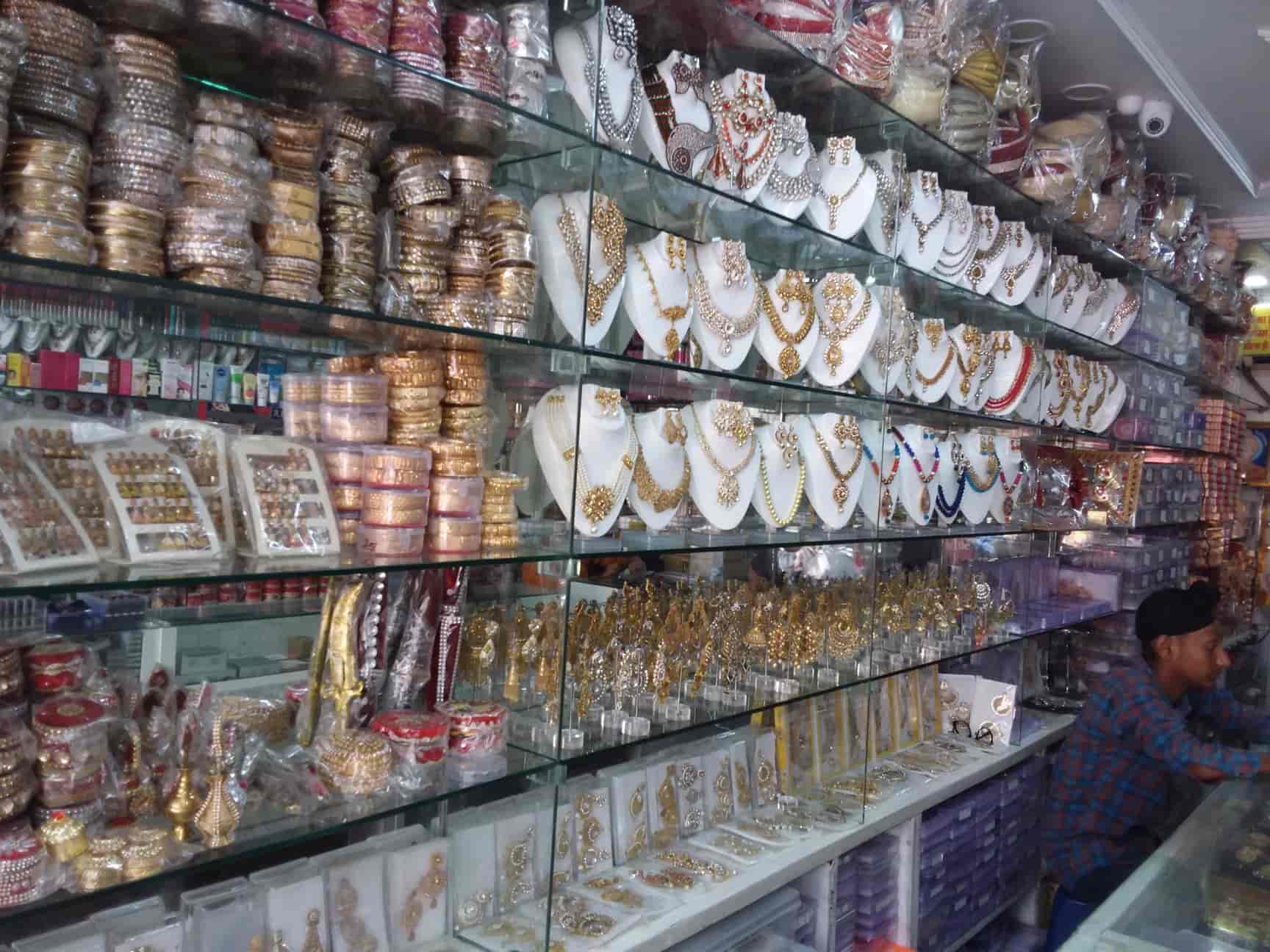 malik jewellers tilak nagar