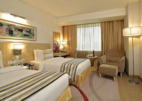 Country Inn Suites By Carlson Saket Hotels In Delhi Justdial