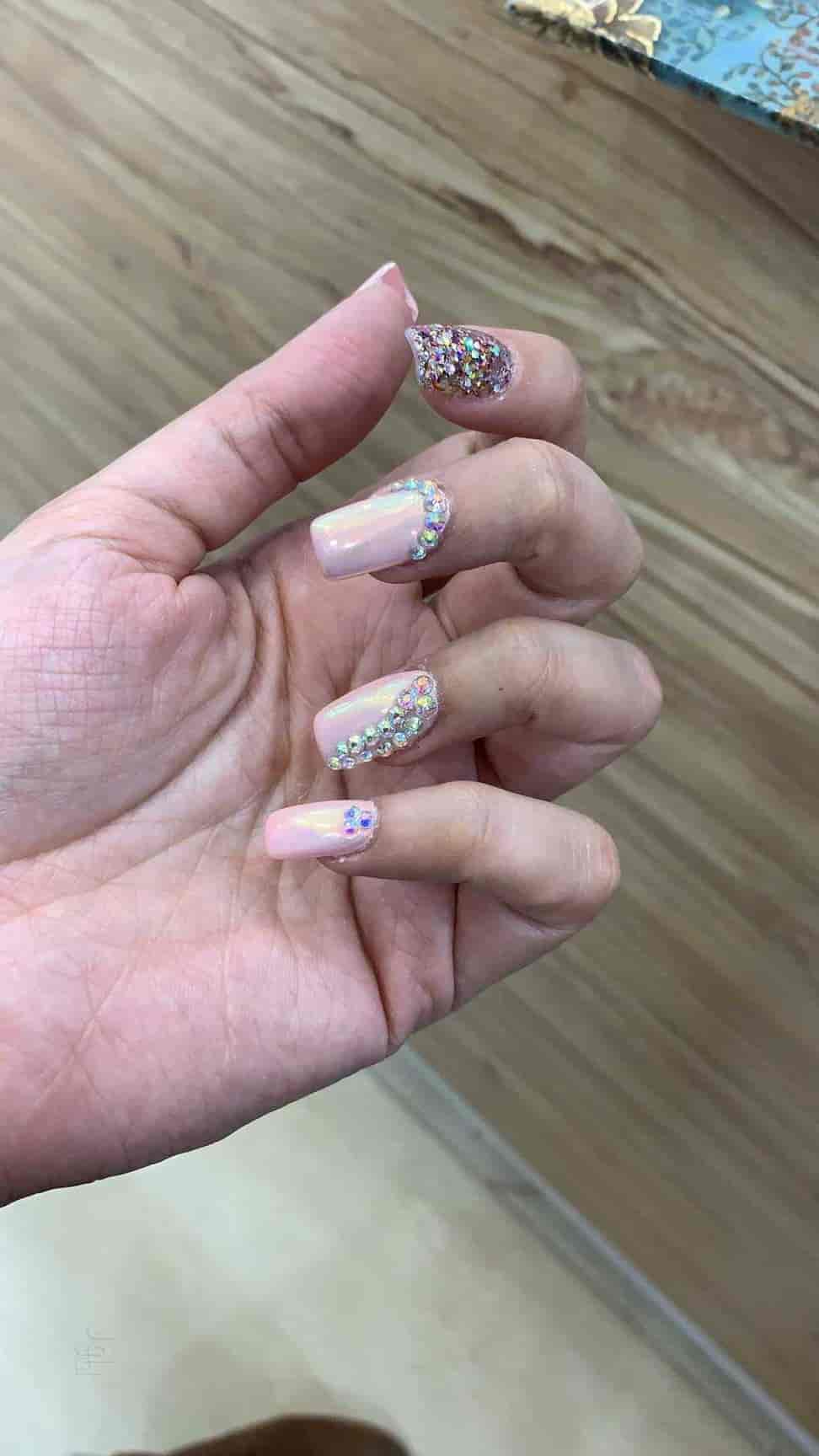 Top 125+ nail mantra rajouri garden latest songngunhatanh.edu.vn