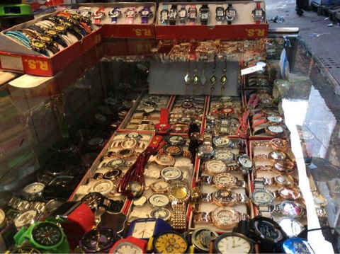 chandni chowk watch market