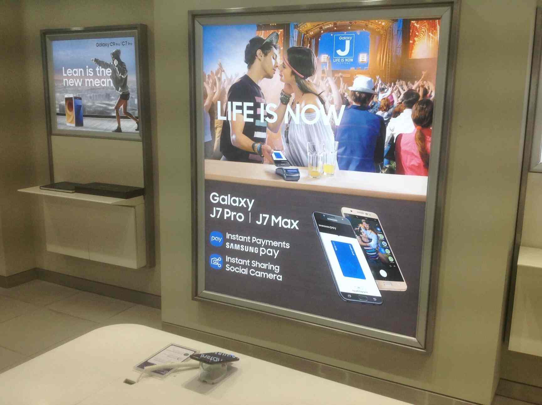 Samsung Store Buddy Retail Pvt Ltd s Rajouri Garden Delhi Samsung Store Buddy Retail Pvt Ltd s Rajouri Garden Delhi Mobile Phone