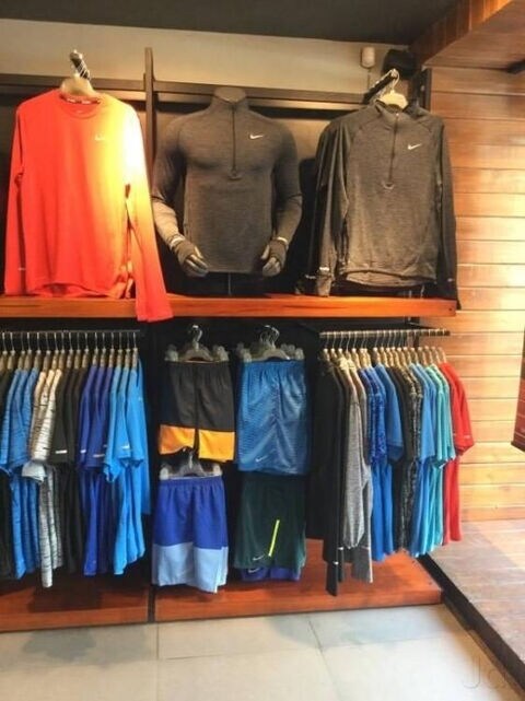 nike factory outlet kalkaji