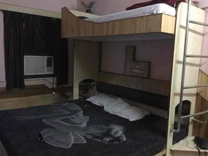 Cottage Crown Plaza Photos Pahar Ganj Delhi Pictures Images