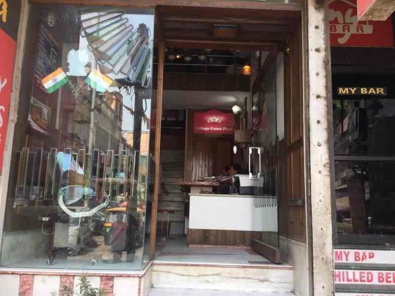 Cottage Crown Plaza Photos Pahar Ganj Delhi Pictures Images