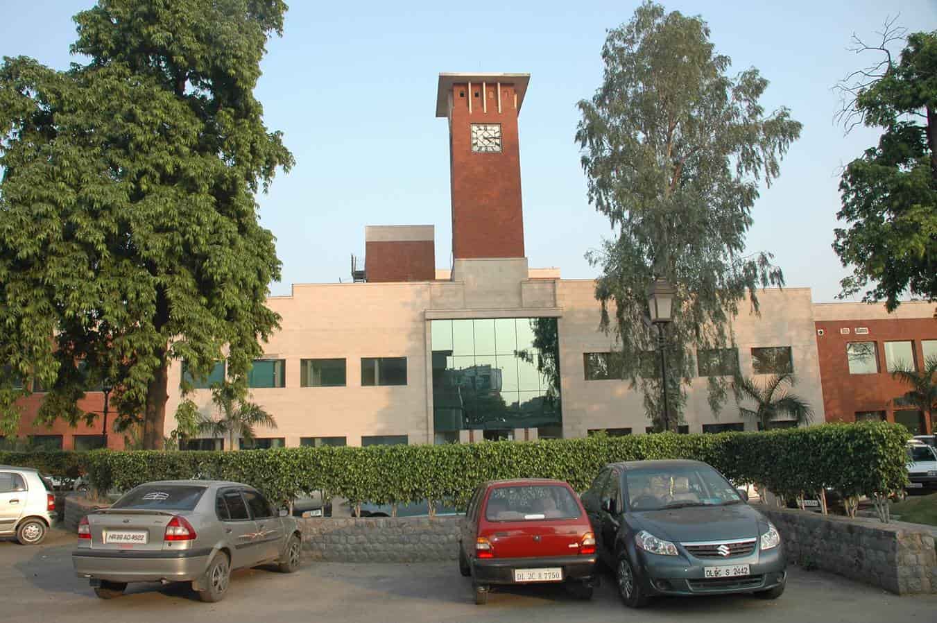 Image result for Moolchand Hospital, New Delhi