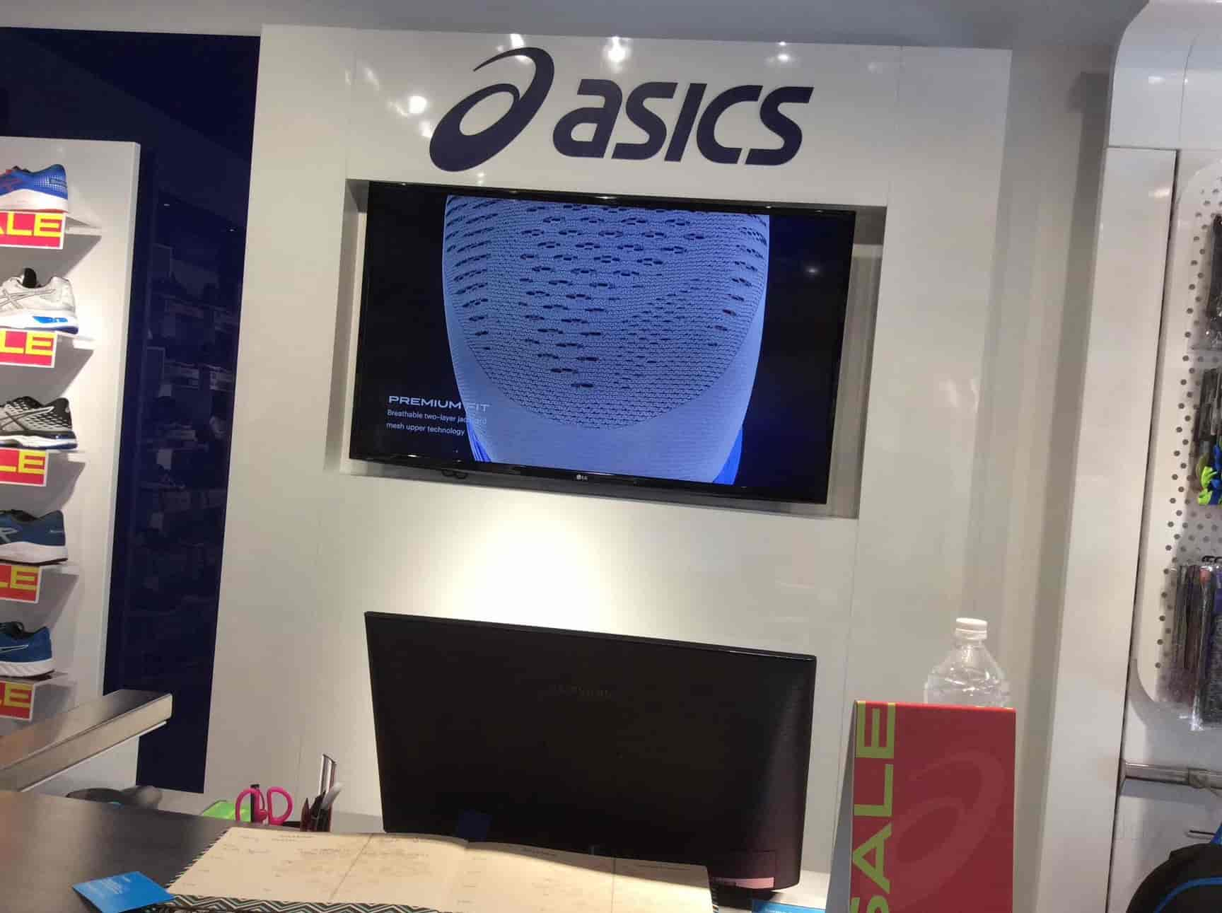 Asics showroom rohini best sale