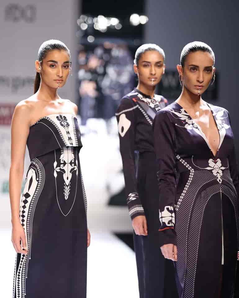 Am Pm Dlf Emporio Mall Vasant Kunj Readymade Garment