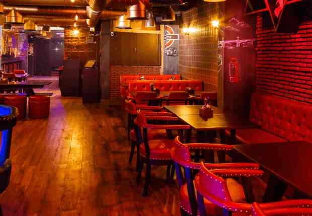 House Of Commons, Connaught Place, Delhi - Live Sports Screening - Justdial