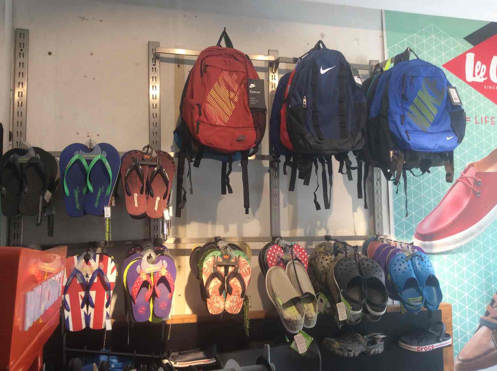 lee cooper showroom in rohini