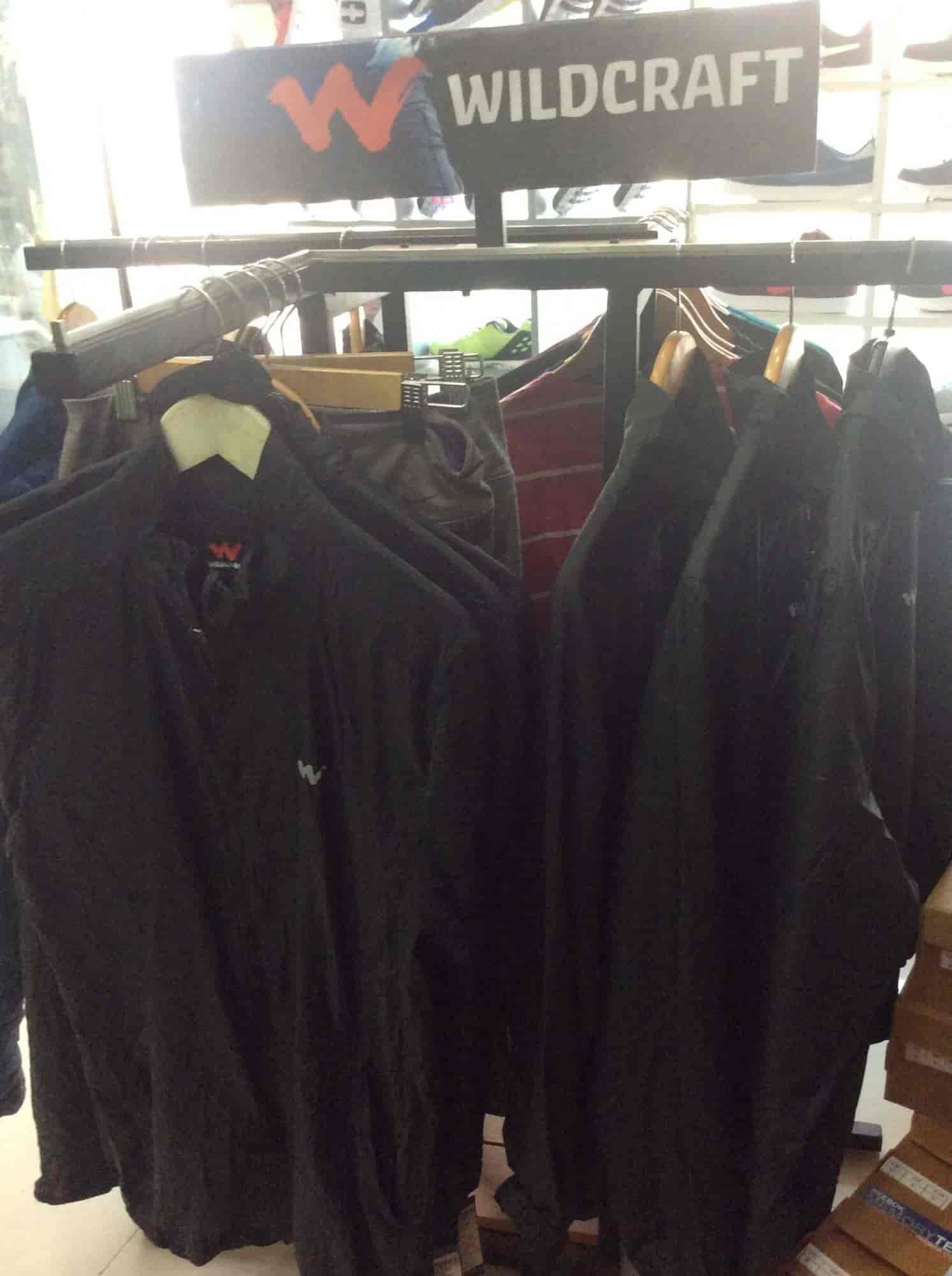 lee cooper showroom in rohini