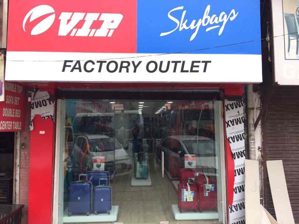 vip luggage near me