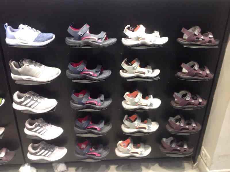 adidas showroom in karol bagh