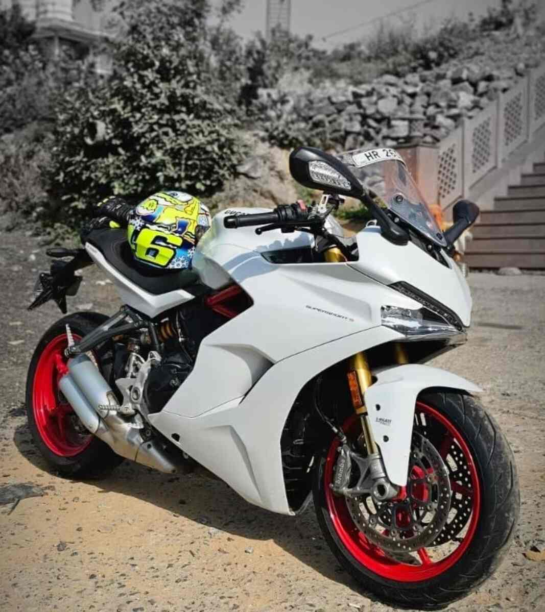 ❤︎ Rent A Ride in Karol Bagh,Delhi - Best Bike On Rent near me