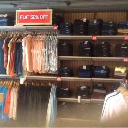 levis sector 12 dwarka