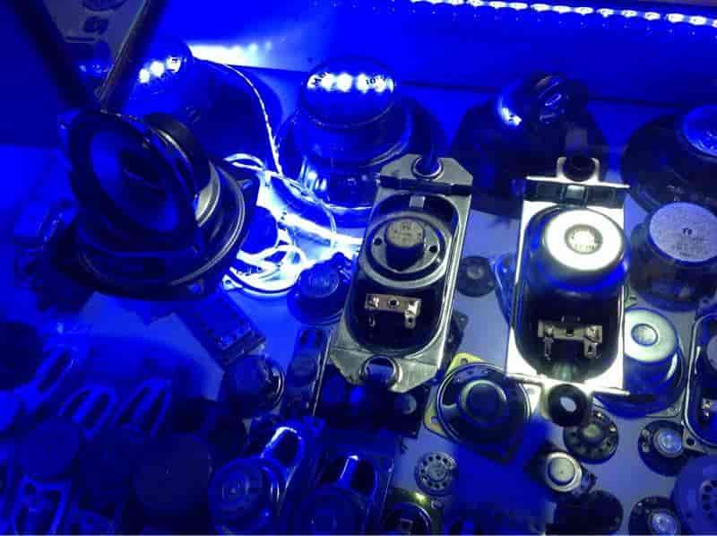 ahuja speakers chandni chowk