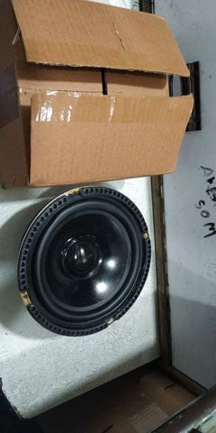 ahuja speakers chandni chowk