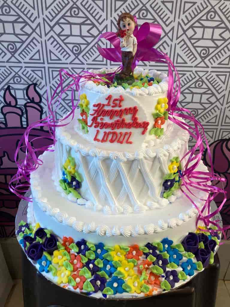 Discover 102+ mio amore barbie cake kidsdream.edu.vn