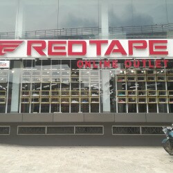 red tape online store edappally