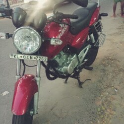 Showroom, Kaloor - Motorcycle Dealers 