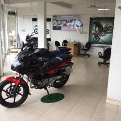 Bajaj pulsar bike service centre near me new arrivals