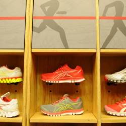 reebok shoes showroom price