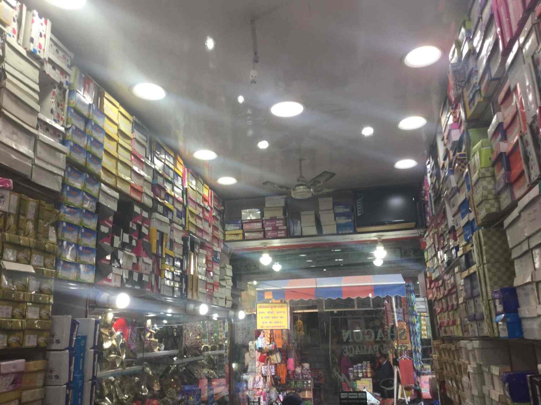 fila shoes showroom in faridabad