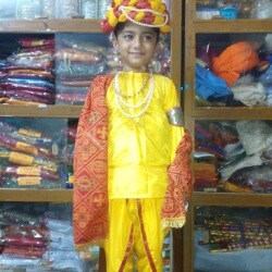 Varsha Fancy Dress, Indirapuram 