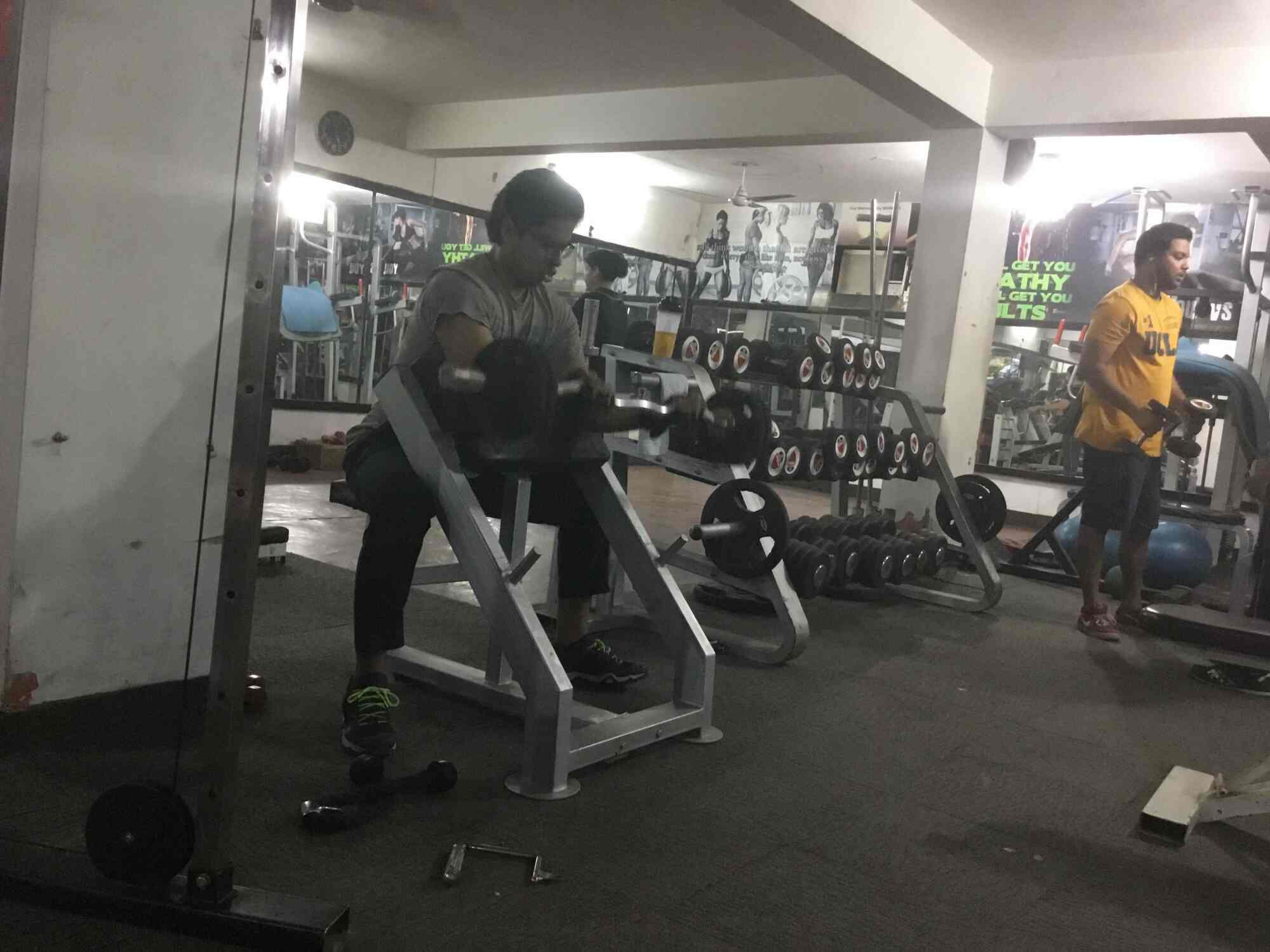 5 Best Gyms for Fitness Freaks pictures pictures 5 Best Gyms for Fitness Freaks