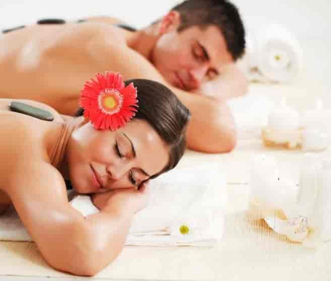 Happy Dream Massage: Relax the Body with the Body to Body Massage