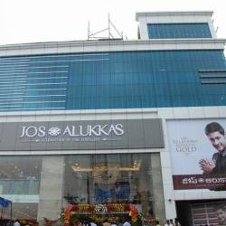 joyalukkas store near me