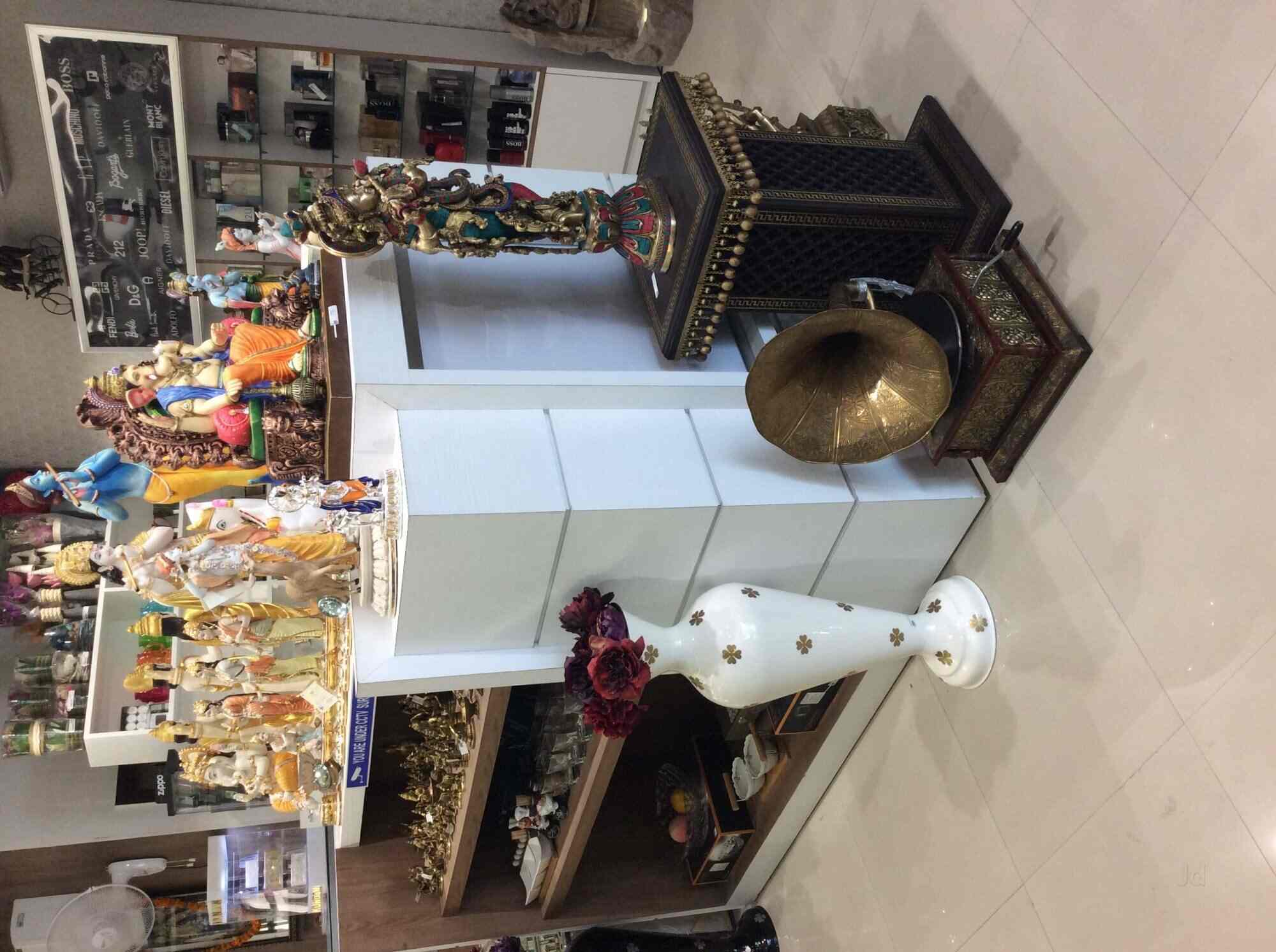 temps the luxury store sector 46 wrist watch dealers in delhi
