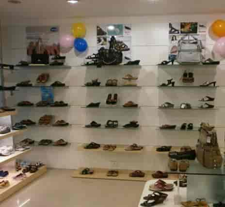 Footwear stores in cp online