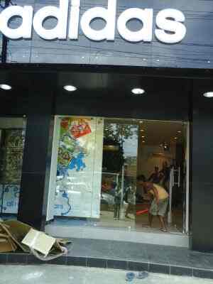 adidas store bari