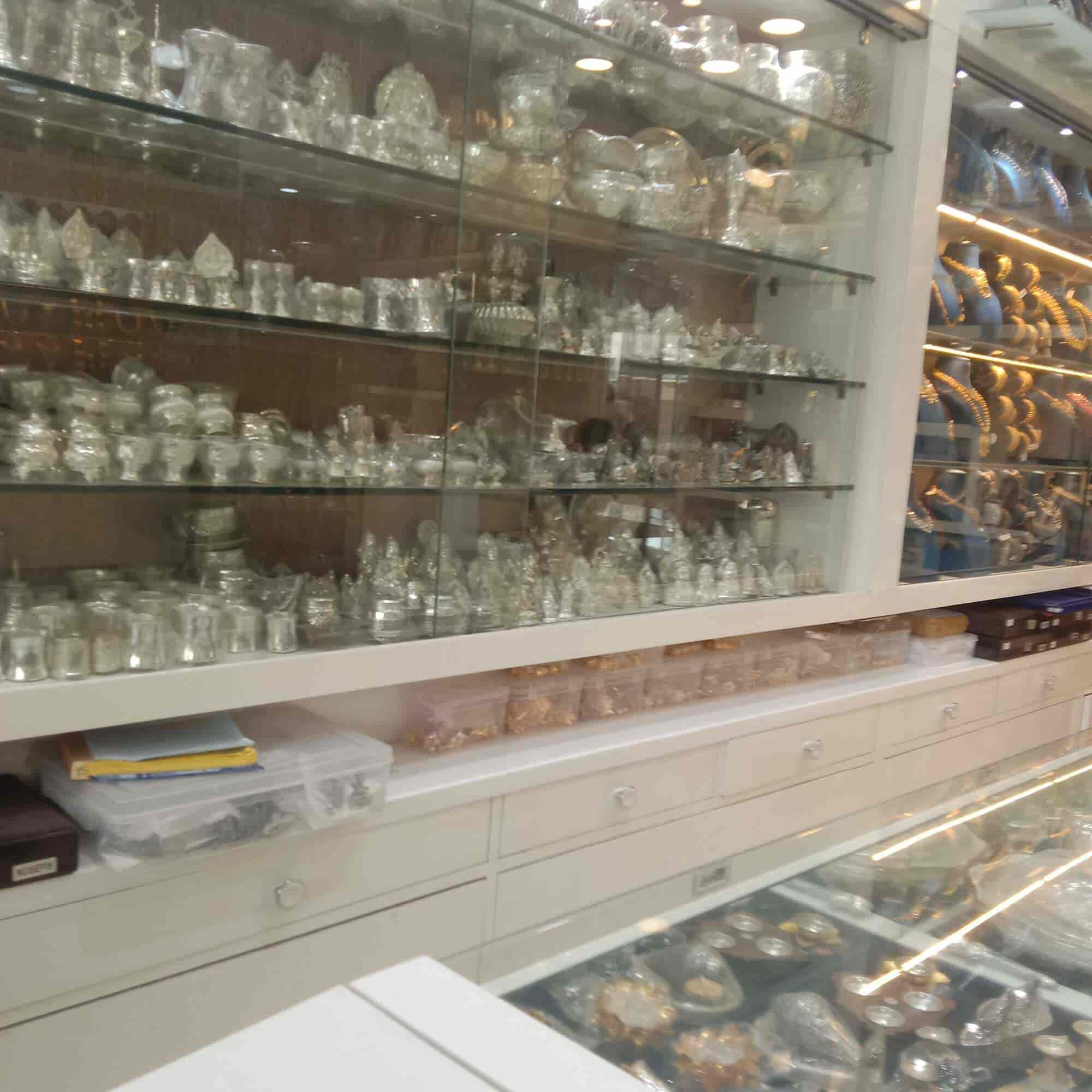 ネパールマッラ時代銀貨、18世紀の王ジャガ・ジャヤ・マッラ ネパールマッラ時代銀貨、18世紀の王ジャガ・ジャヤ・マッラ