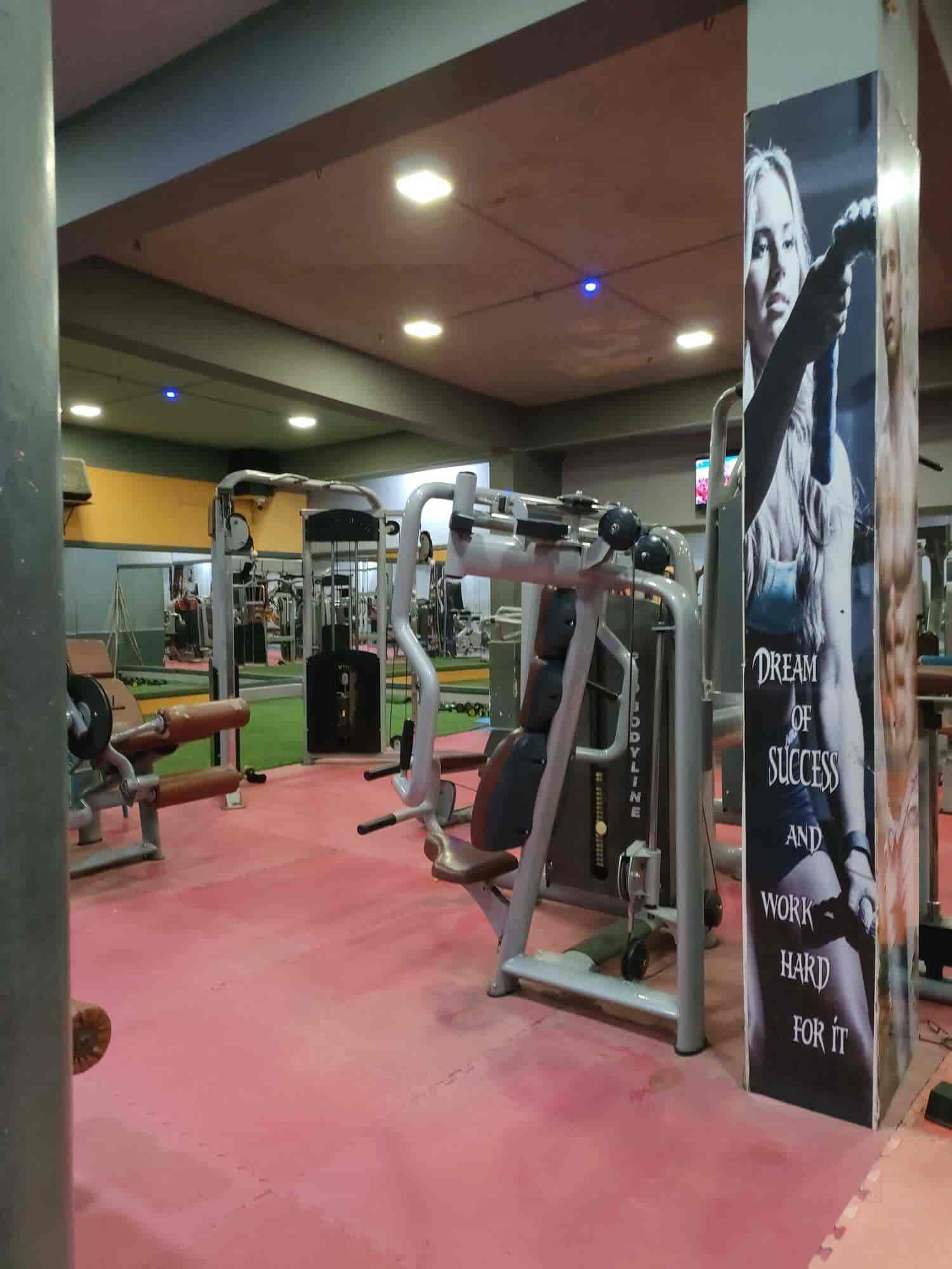 Omsk xususiy porno etuk ayollar