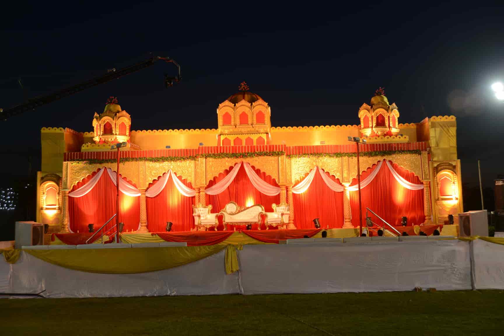 Best Mandap Decoration Savgadh Mandap Decorators In Himatnagar Justdial A wedding mandap is a mandap (covered structure with pillars) temporarily erected for the purpose of a hindu or jain wedding. best mandap decoration savgadh