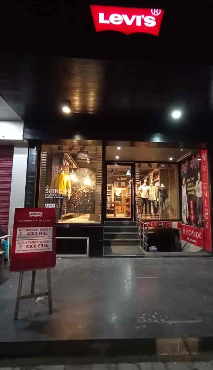 Levis ashok outlet vihar