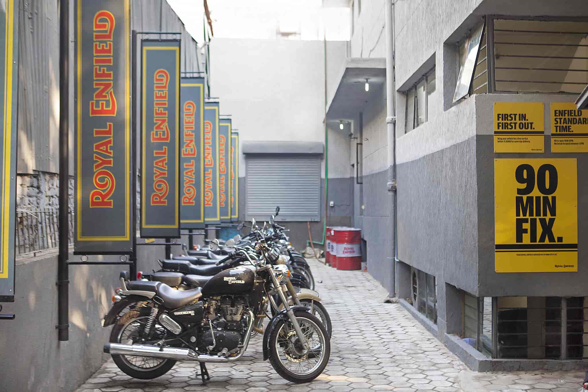 Enfield Apparel Royal Enfield Shoes Showroom Jaipur Royal Enfield