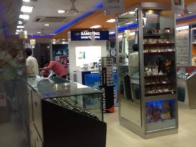 watch shops in abids