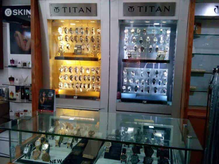 watch shops in dilsukhnagar