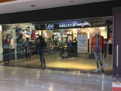 lee & wrangler store