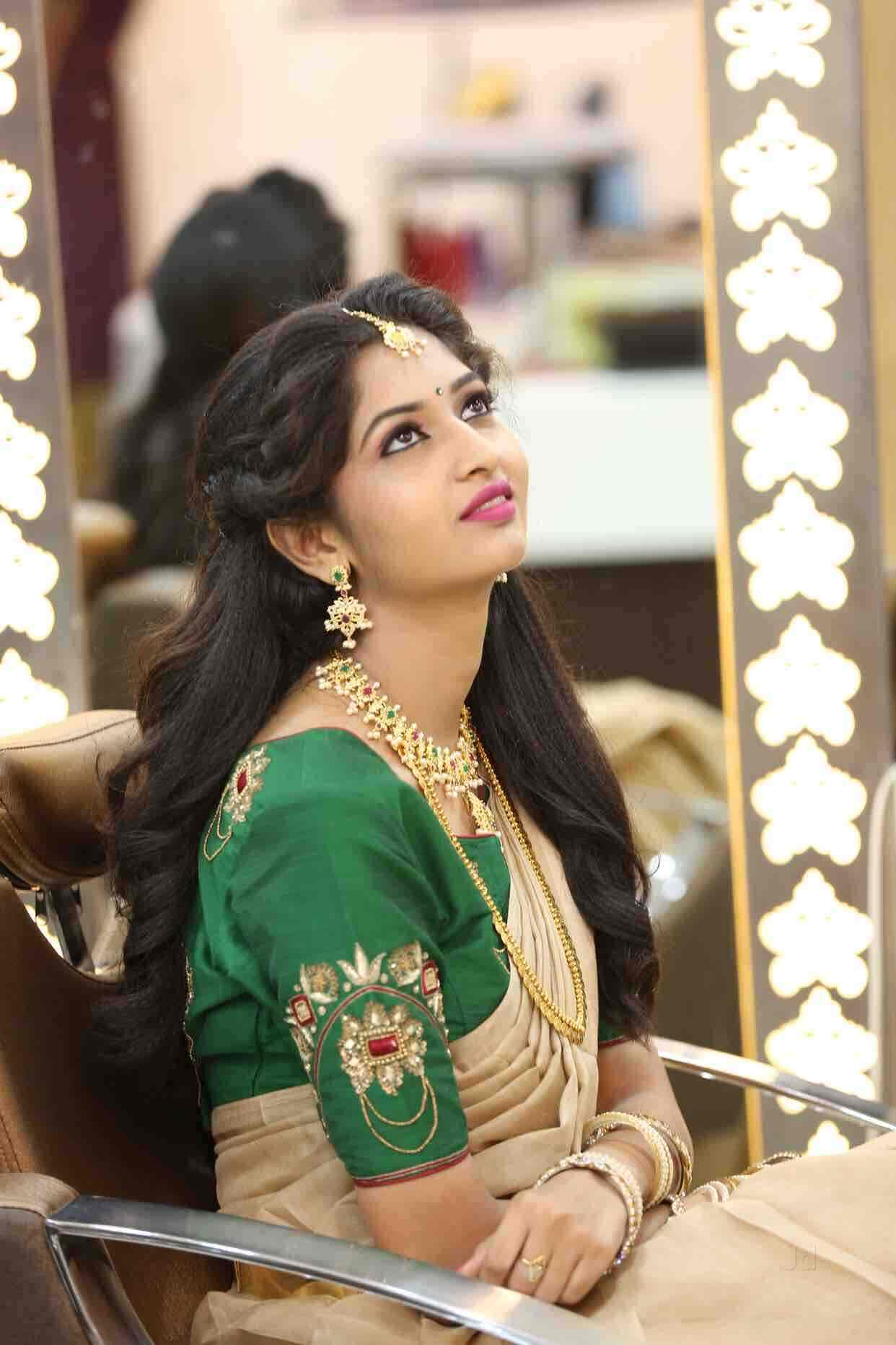 B Beyounce Hair Beauty And Makeup Studio Sikh Village Unisex