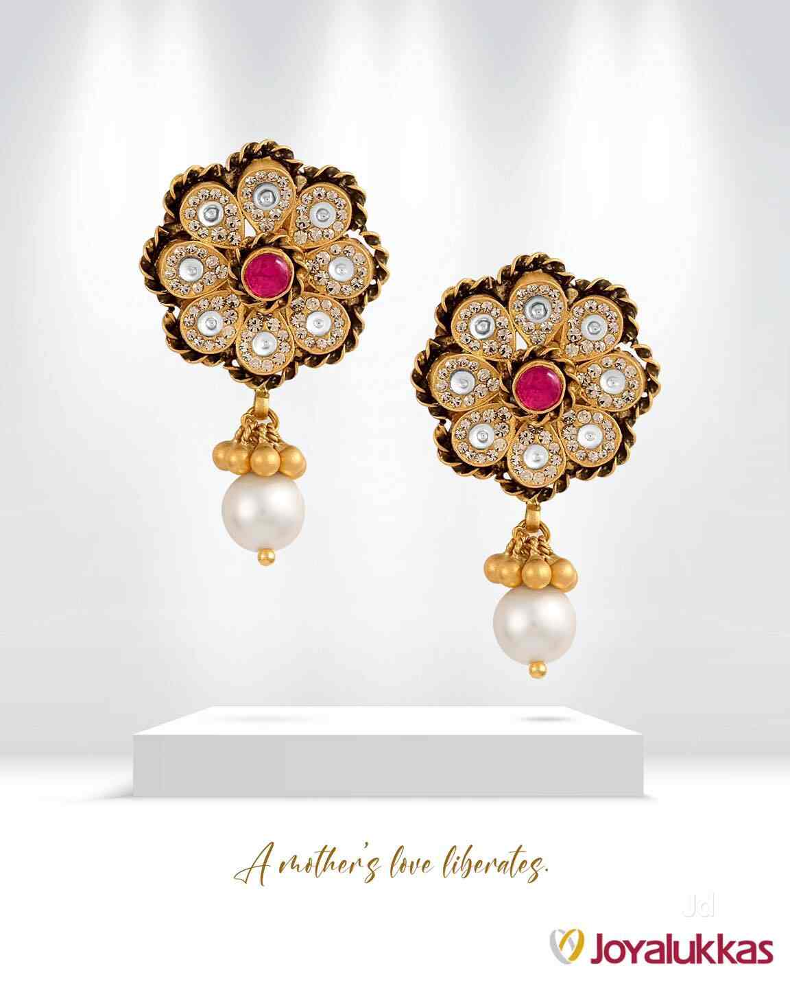 Discover more than 135 silver earrings joyalukkas super hot seven.edu.vn