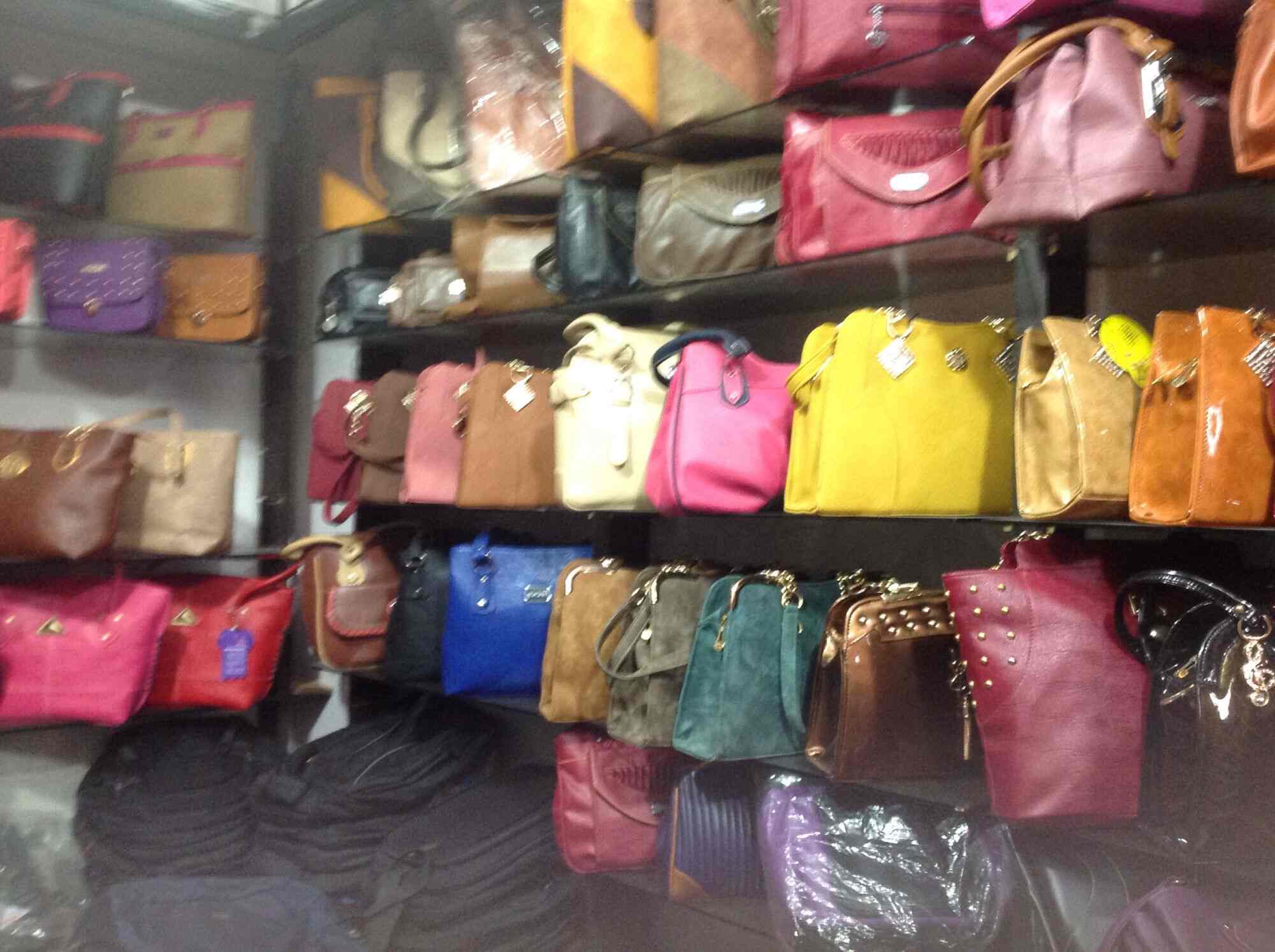 Handbag manufacturers near discount me