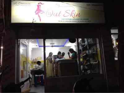 Out Skin Costume Designer For Women Jubilee Hills Boutiques In Hyderabad Justdial With bright hues and heavy designer work, yaksi's clothes are worth making a part of your. justdial