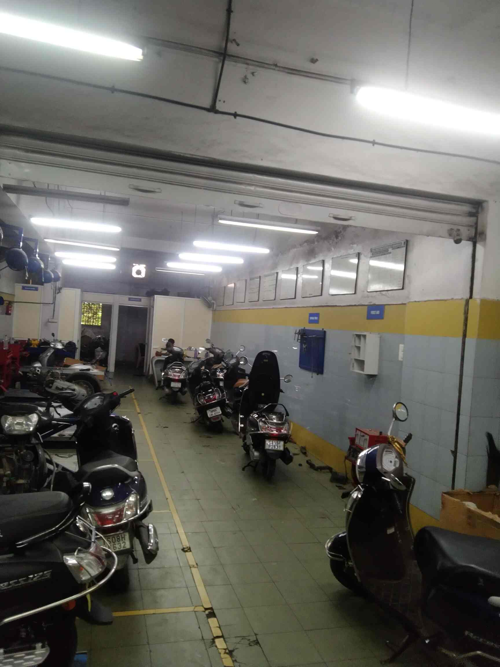 Jayan Suzuki, Kukatpally - Motorcycle 